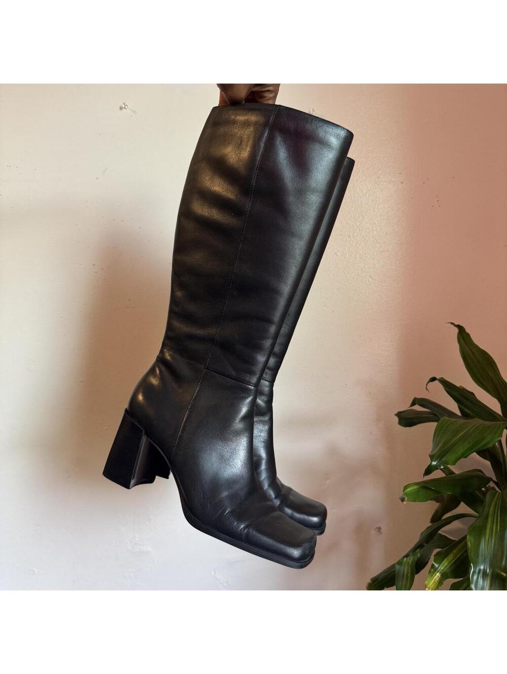 Y2K coquette Black Square Toe Block Heel Knee High leather Boots - Size US 8